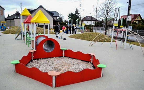 Plac zabaw w Kiełpinie otwarty
