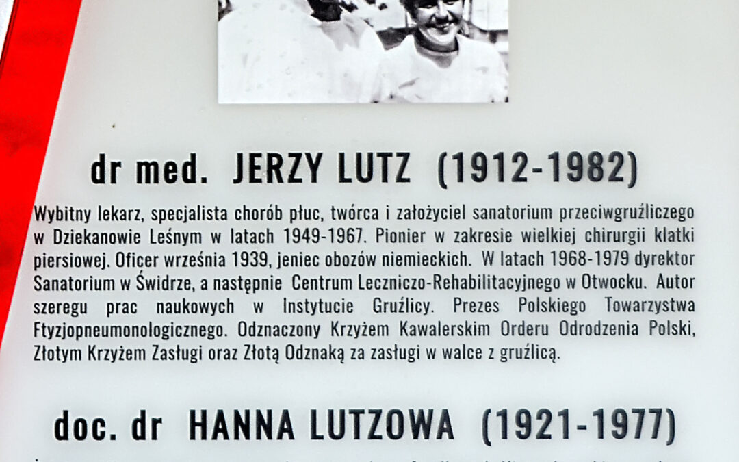 By pamięć o nich nie zaginęła – odsłonięto tablicę Hanny i Jerzego Lutzów